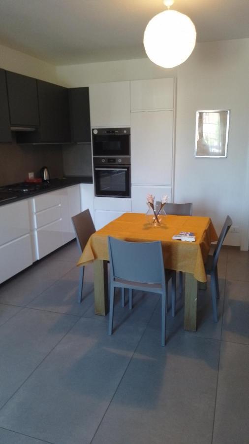 Caky'S House Apartment Десенцано дел Гарда Екстериор снимка